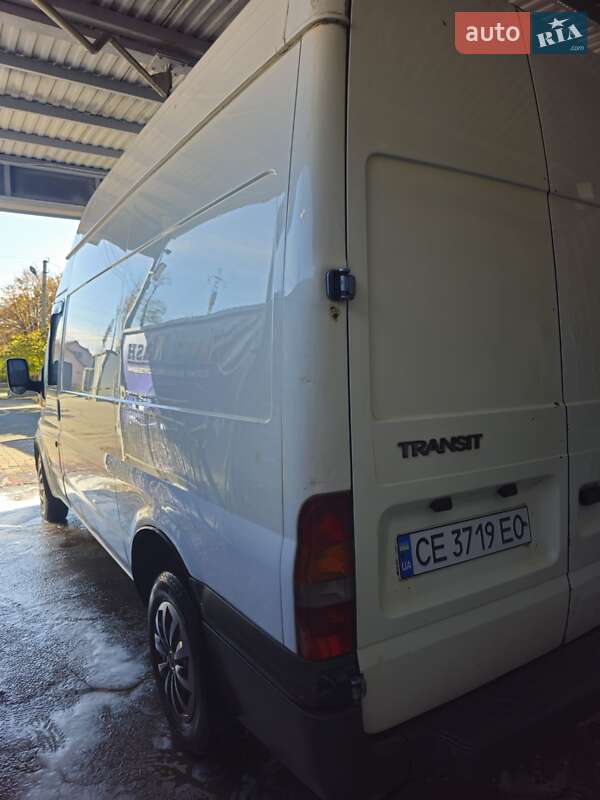 Грузовой фургон Ford Transit 2004 в Новоднестровске