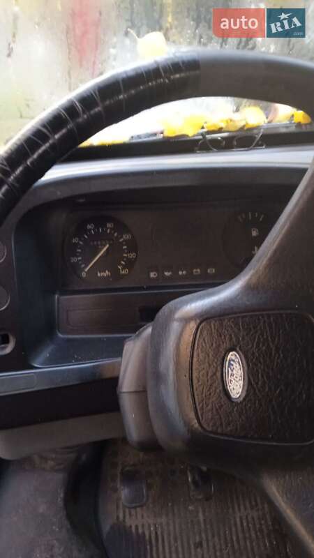 Мінівен Ford Transit 1989 в Кам'янському