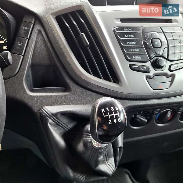 Вантажний фургон Ford Transit 2018 в Києві