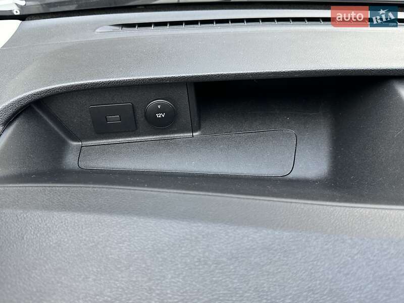 Грузовой фургон Ford Transit 2020 в Ровно