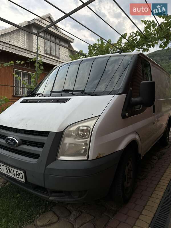 Грузовой фургон Ford Transit 2011 в Косове фото 3 Грузовой фургон Ford Transit 2011 в Косове