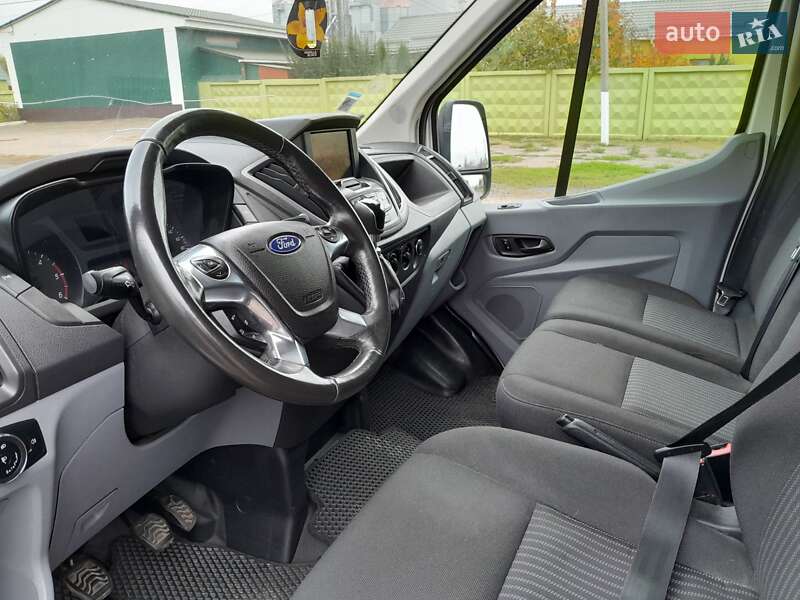 Вантажний фургон Ford Transit 2018 в Новоархангельську