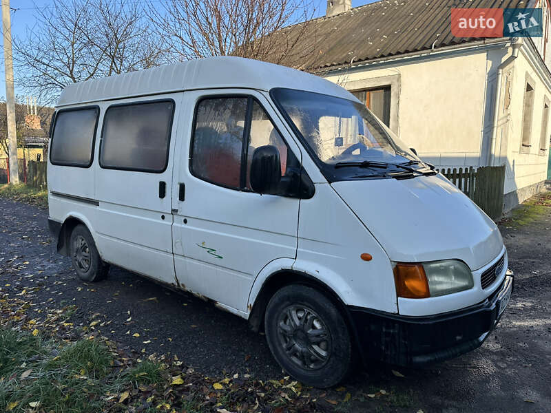 Мінівен Ford Transit 1995 в Володимирі
