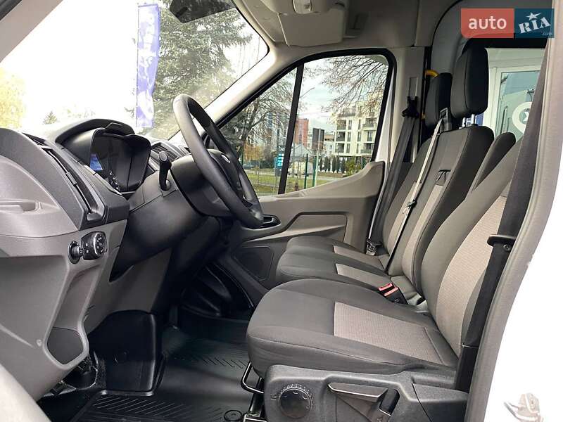 Вантажопасажирський фургон Ford Transit 2023 в Львові фото 12 Вантажопасажирський фургон Ford Transit 2023 в Львові