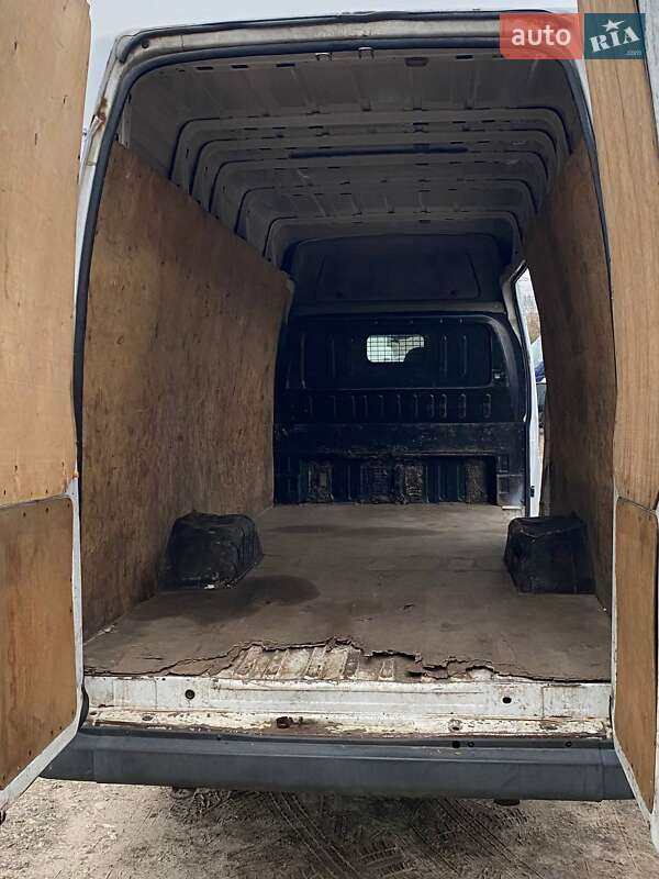 Грузовой фургон Ford Transit 2011 в Киеве