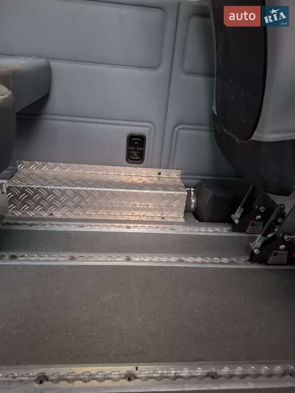 Минивэн Ford Transit 2009 в Черновцах