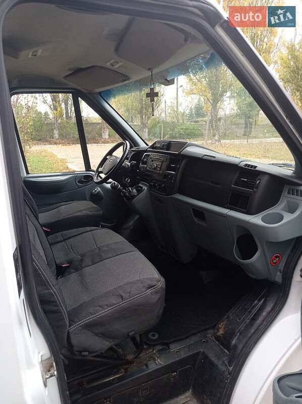 Вантажний фургон Ford Transit 2010 в Білгороді-Дністровському