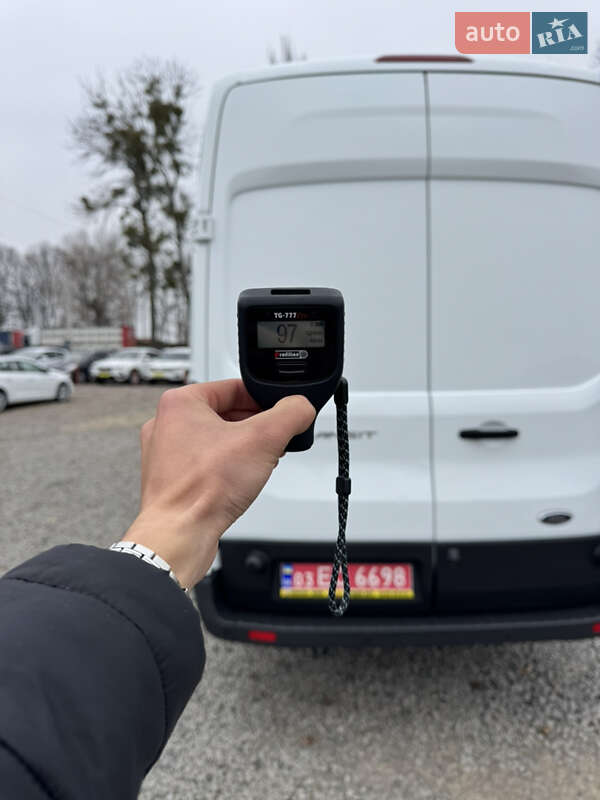 Грузовой фургон Ford Transit 2019 в Умани