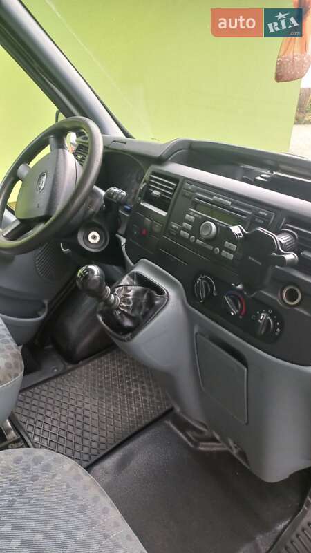 Грузовой фургон Ford Transit 2012 в Косове фото 7 Грузовой фургон Ford Transit 2012 в Косове
