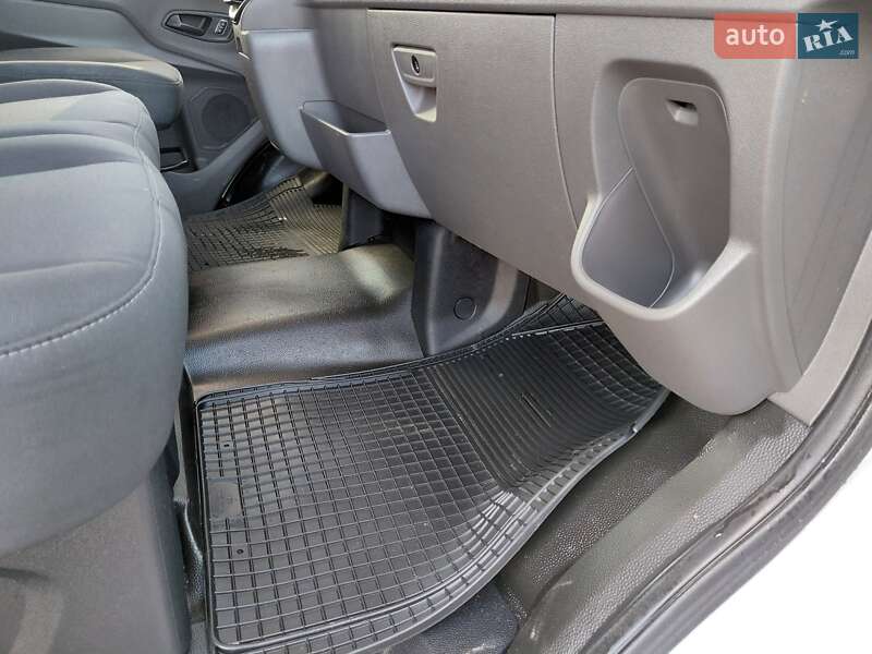 Вантажний фургон Ford Transit 2020 в Івано-Франківську фото 46 Вантажний фургон Ford Transit 2020 в Івано-Франківську