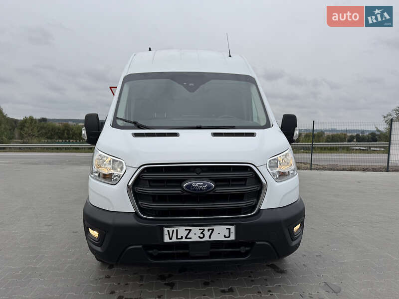 Вантажний фургон Ford Transit 2021 в Ірпені