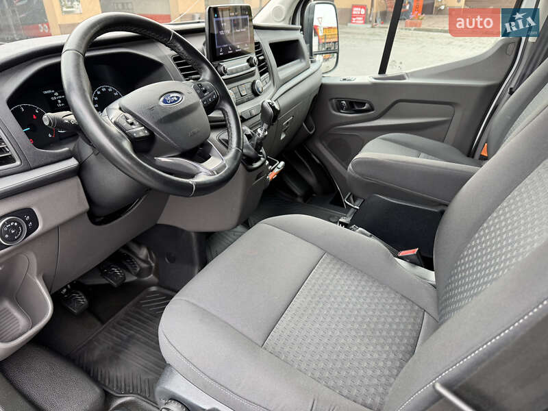 Вантажний фургон Ford Transit 2021 в Ірпені