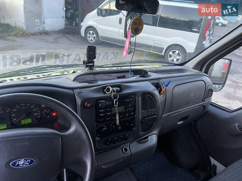 Грузовой фургон Ford Transit 2005 в Львове фото 11 Грузовой фургон Ford Transit 2005 в Львове