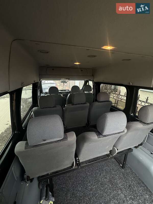Минивэн Ford Transit 2012 в Хусте