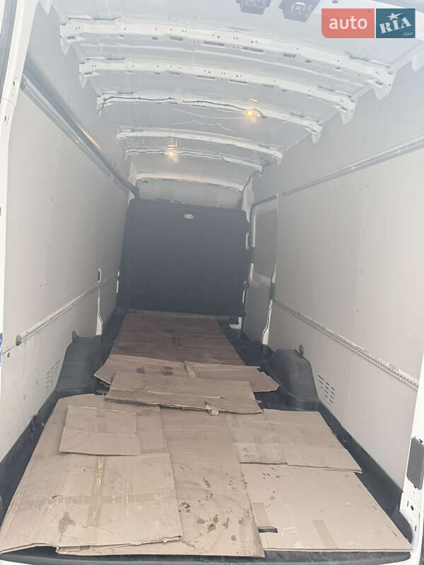 Вантажний фургон Ford Transit 2024 в Чернігові