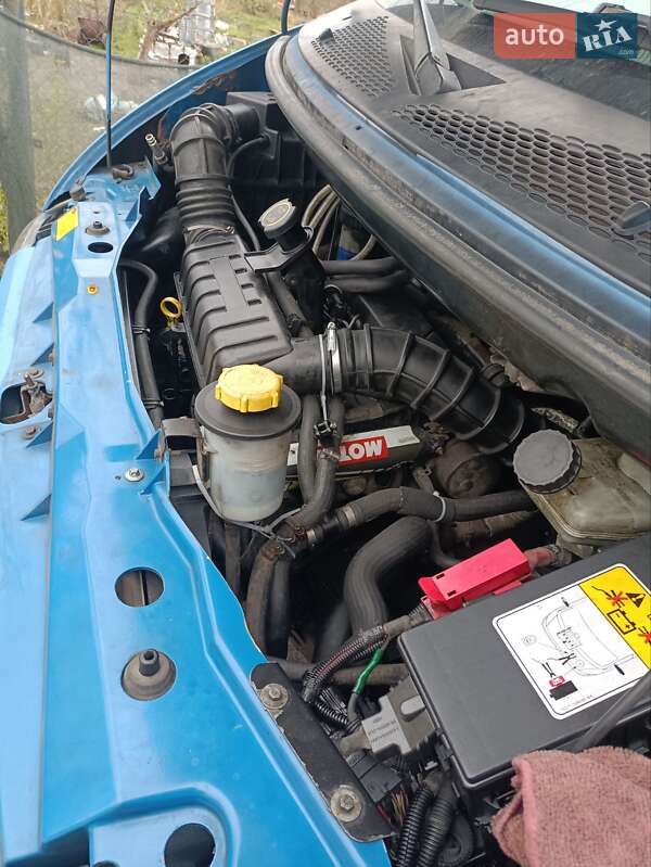 Вантажопасажирський фургон Ford Transit 2004 в Василькові фото 11 Вантажопасажирський фургон Ford Transit 2004 в Василькові