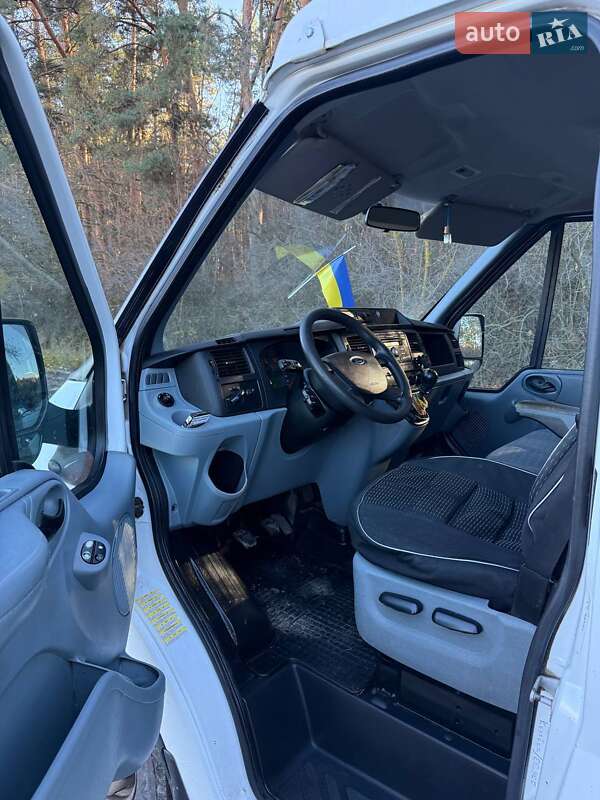 Для перевозки животных Ford Transit 2013 в Полтаве фото 5 Для перевозки животных Ford Transit 2013 в Полтаве