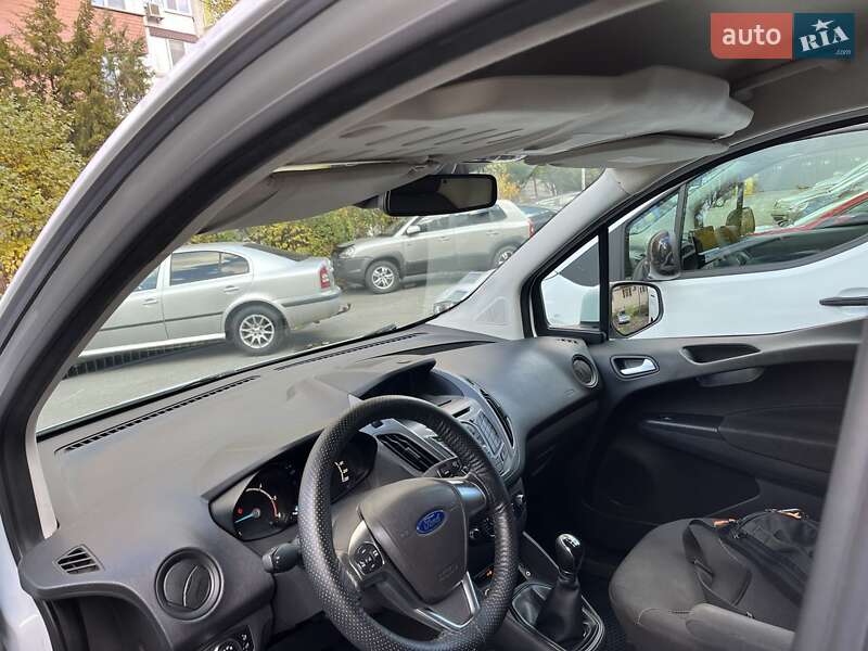 Грузовой фургон Ford Transit 2015 в Киеве фото 7 Грузовой фургон Ford Transit 2015 в Киеве