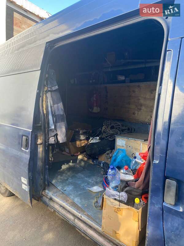 Микроавтобус грузовой (до 3,5т) Ford Transit 2002 в Киеве