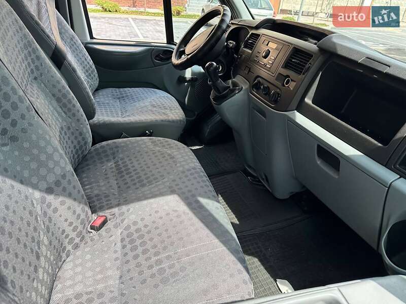 Минивэн Ford Transit 2007 в Киеве