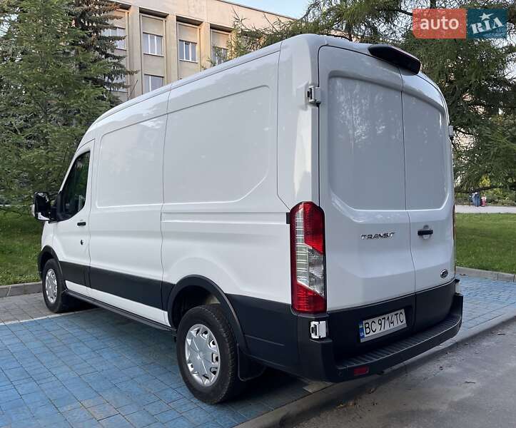 Вантажний фургон Ford Transit 2019 в Львові
