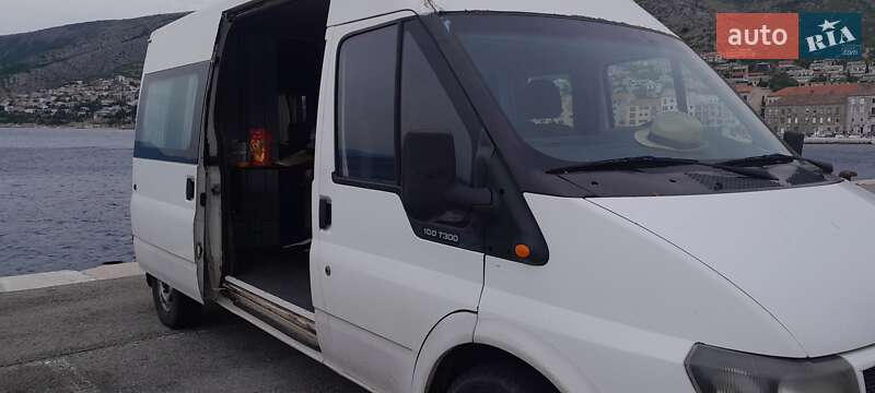 Будинок на колесах Ford Transit 2004 в Ужгороді