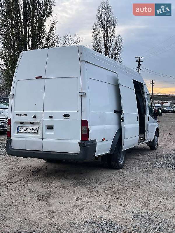 Грузовой фургон Ford Transit 2011 в Киеве