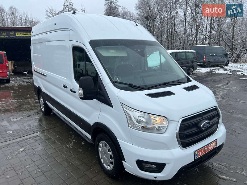 Вантажний фургон Ford Transit 2022 в Бродах