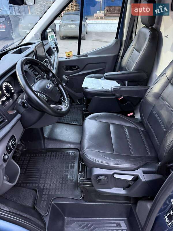 Вантажний фургон Ford Transit 2019 в Луцьку