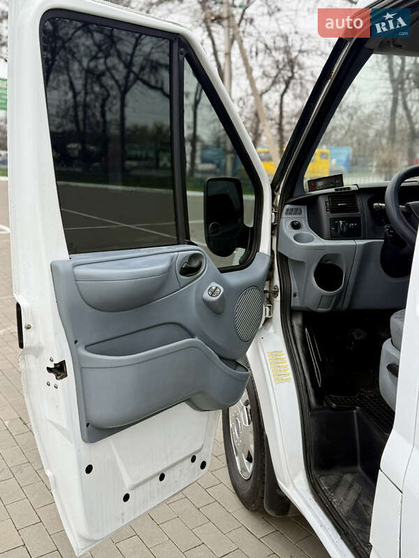 Грузопассажирский фургон Ford Transit 2012 в Одессе фото 19 Грузопассажирский фургон Ford Transit 2012 в Одессе
