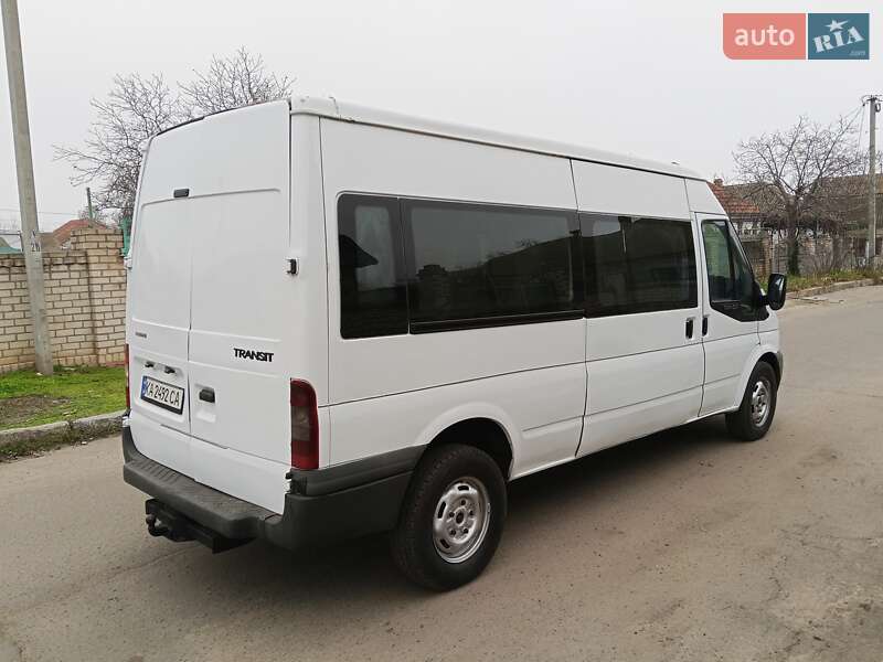 Грузовой фургон Ford Transit 2007 в Николаеве