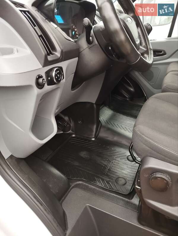 Грузовой фургон Ford Transit 2017 в Киеве фото 7 Грузовой фургон Ford Transit 2017 в Киеве