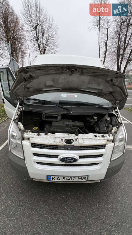 Грузовой фургон Ford Transit 2013 в Киеве фото 4 Грузовой фургон Ford Transit 2013 в Киеве