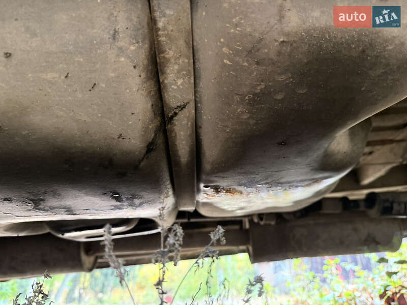 Грузовой фургон Ford Transit 1999 в Умани фото 16 Грузовой фургон Ford Transit 1999 в Умани