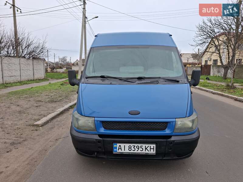 Грузовой фургон Ford Transit 2003 в Николаеве