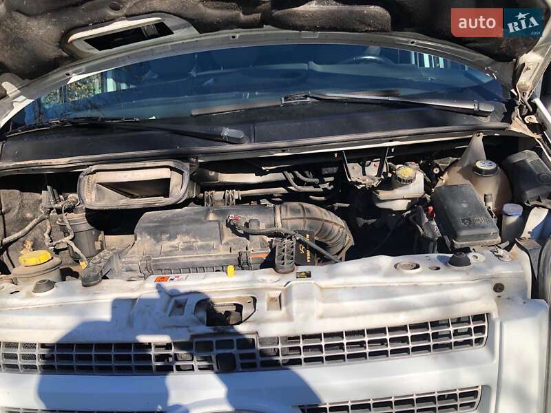 Грузовой фургон Ford Transit 2012 в Виннице