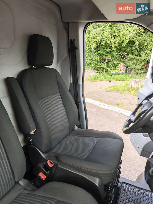 Грузовой фургон Ford Transit 2014 в Житомире