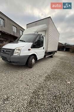 Грузовой фургон Ford Transit 2012 в Тячеве