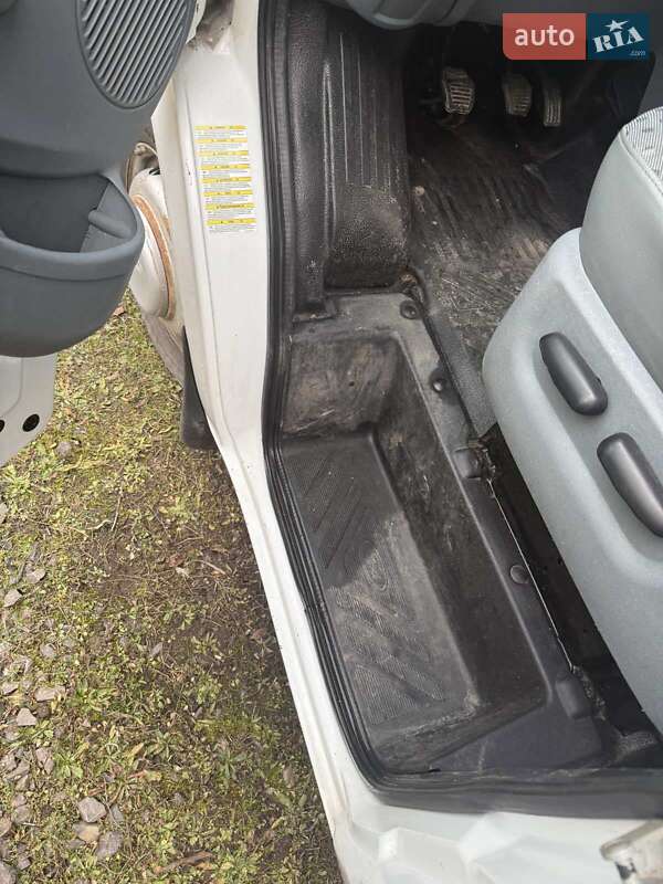 Грузовой фургон Ford Transit 2012 в Тячеве фото 13 Грузовой фургон Ford Transit 2012 в Тячеве