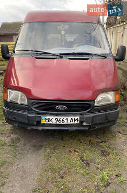 Минивэн Ford Transit 1995 в Сарнах