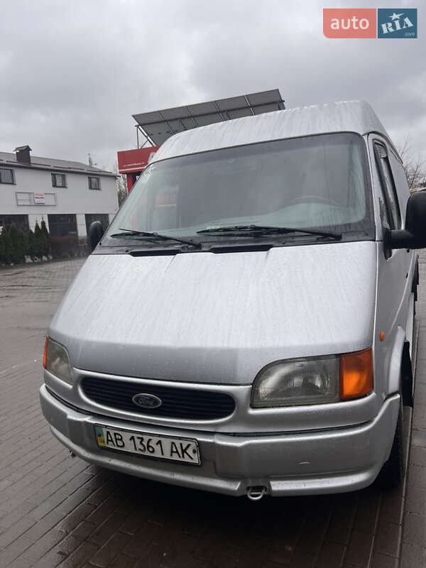 Грузовой фургон Ford Transit 1998 в Виннице