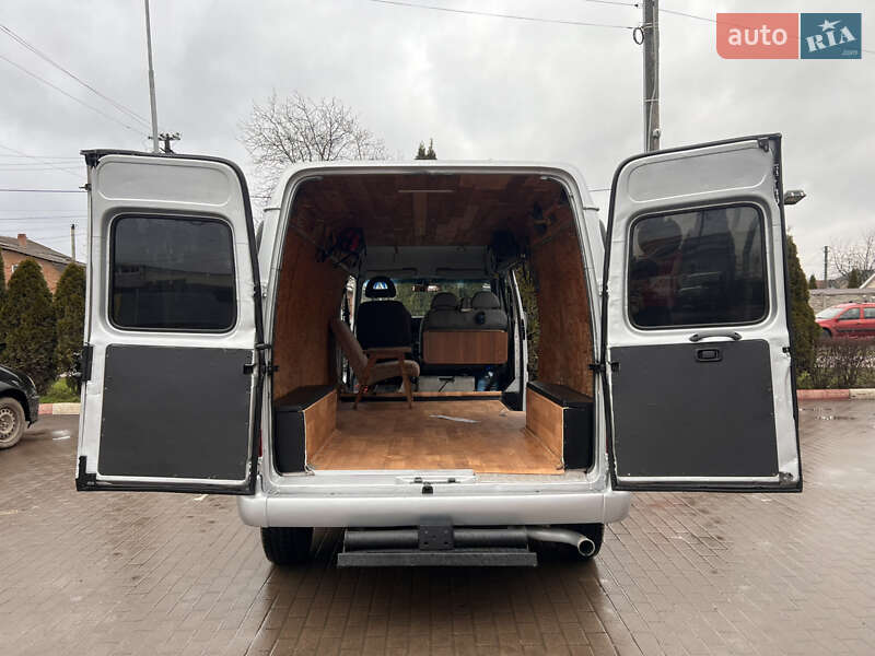Грузовой фургон Ford Transit 1998 в Виннице