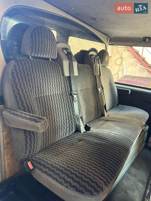 Грузопассажирский фургон Ford Transit 2002 в Балте фото 8 Грузопассажирский фургон Ford Transit 2002 в Балте