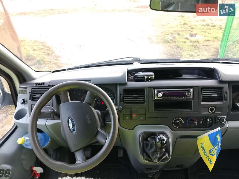 Минивэн Ford Transit 2008 в Трускавце