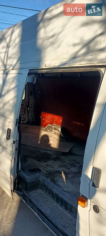 Грузовой фургон Ford Transit 2000 в Белгороде-Днестровском