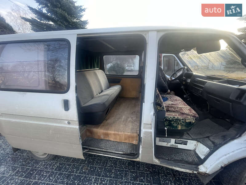 Микровэн Ford Transit 1992 в Ровно фото 12 Микровэн Ford Transit 1992 в Ровно