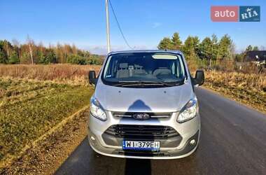Вантажний фургон Ford Transit 2015 в Рівному