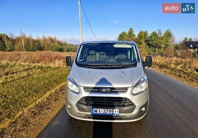 Грузовой фургон Ford Transit 2015 в Ровно