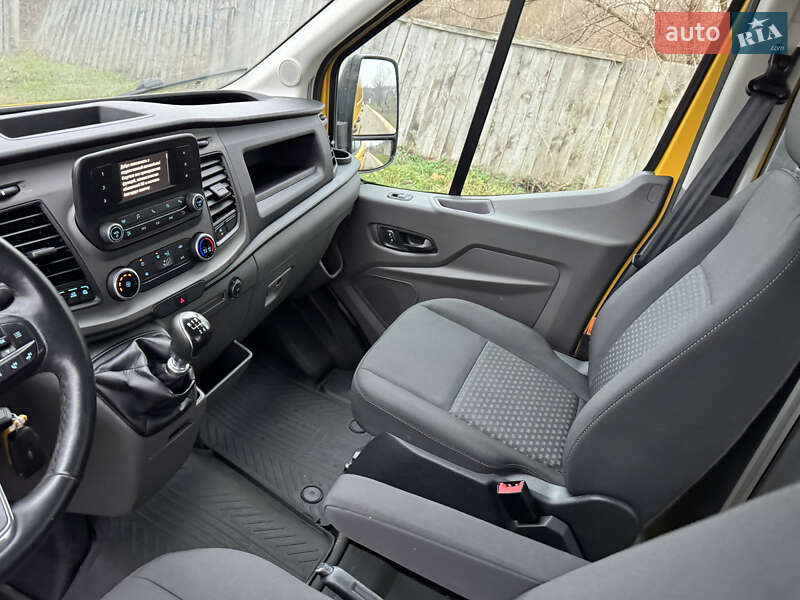 Грузовой фургон Ford Transit 2021 в Ирпене
