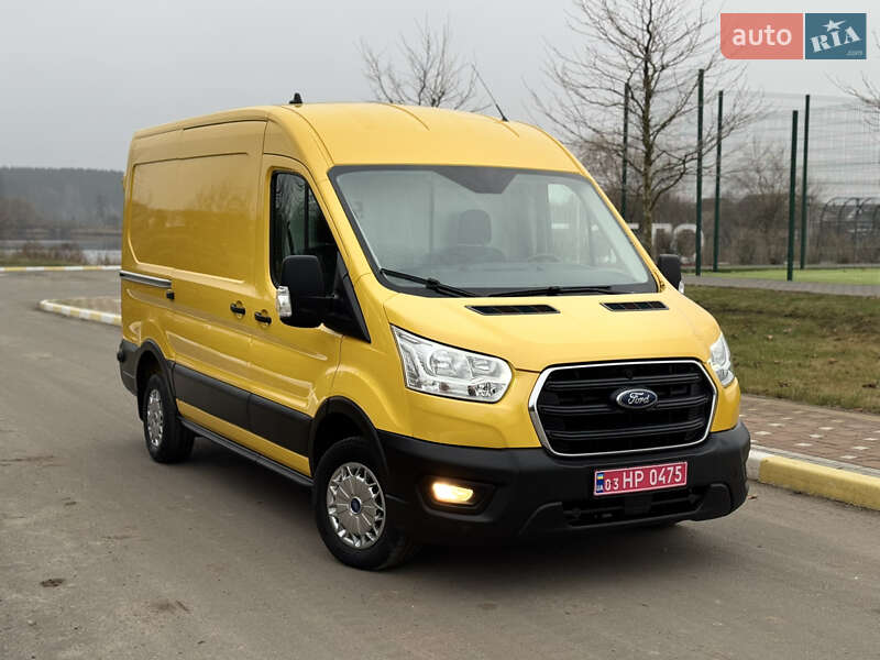 Грузовой фургон Ford Transit 2021 в Ирпене